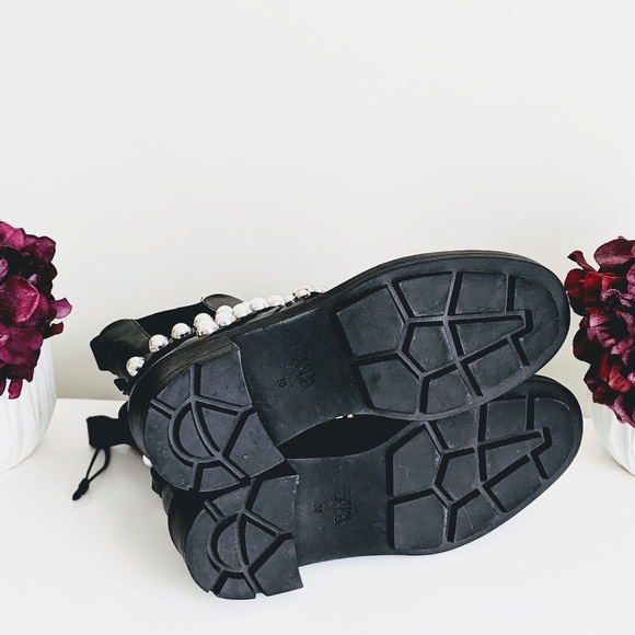 NWT Zara pearl and silver studded moto boots - Picture 12 of 16